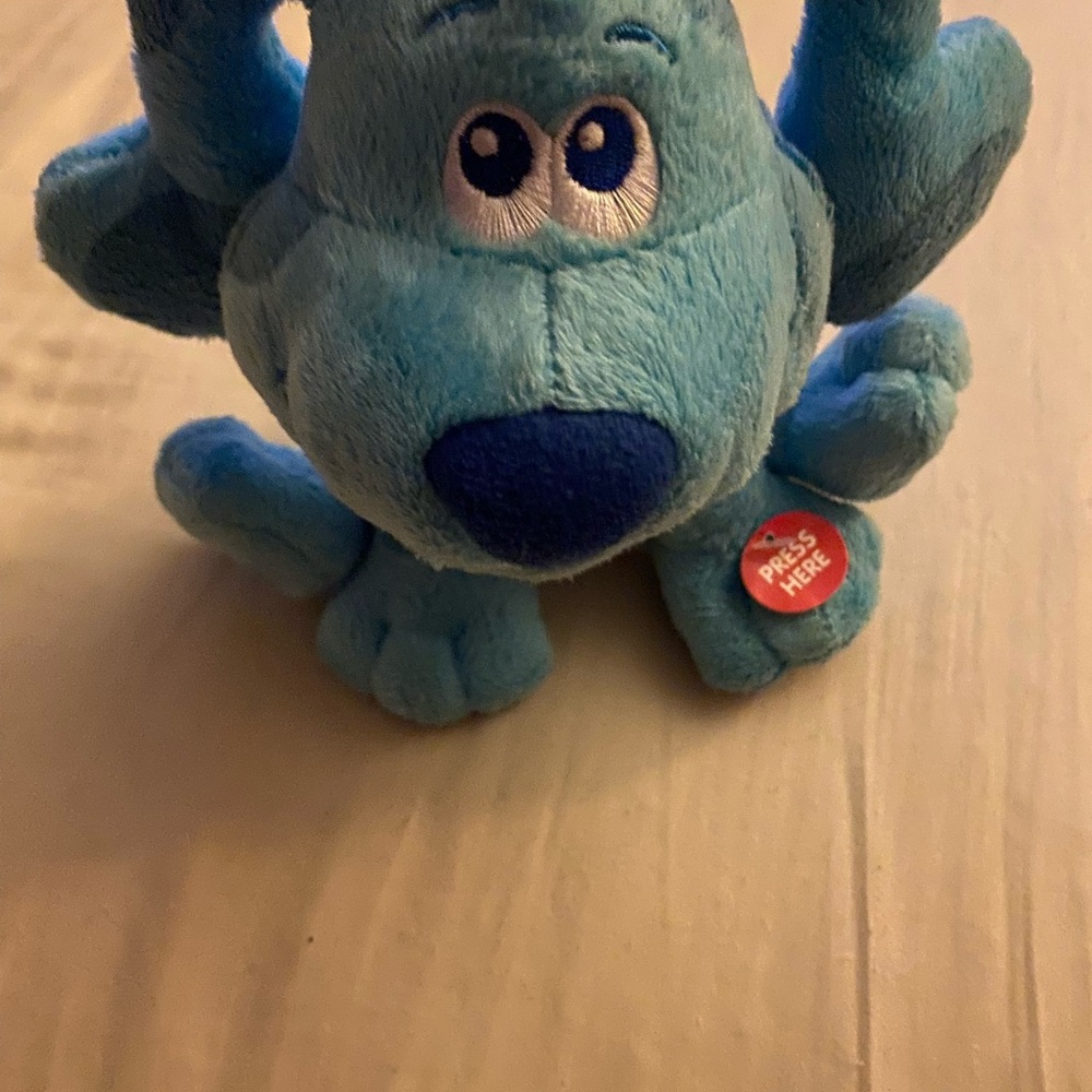 The NEW Barking Blues Clues & You Talking Puppy Dog 7" Plush Stuffed Animal - Picture 4 of 8